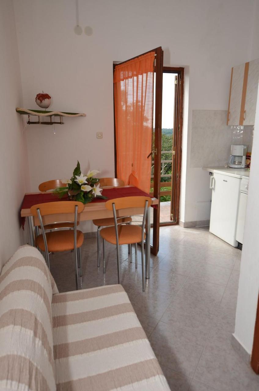 Apartments Josip Pavicini Esterno foto