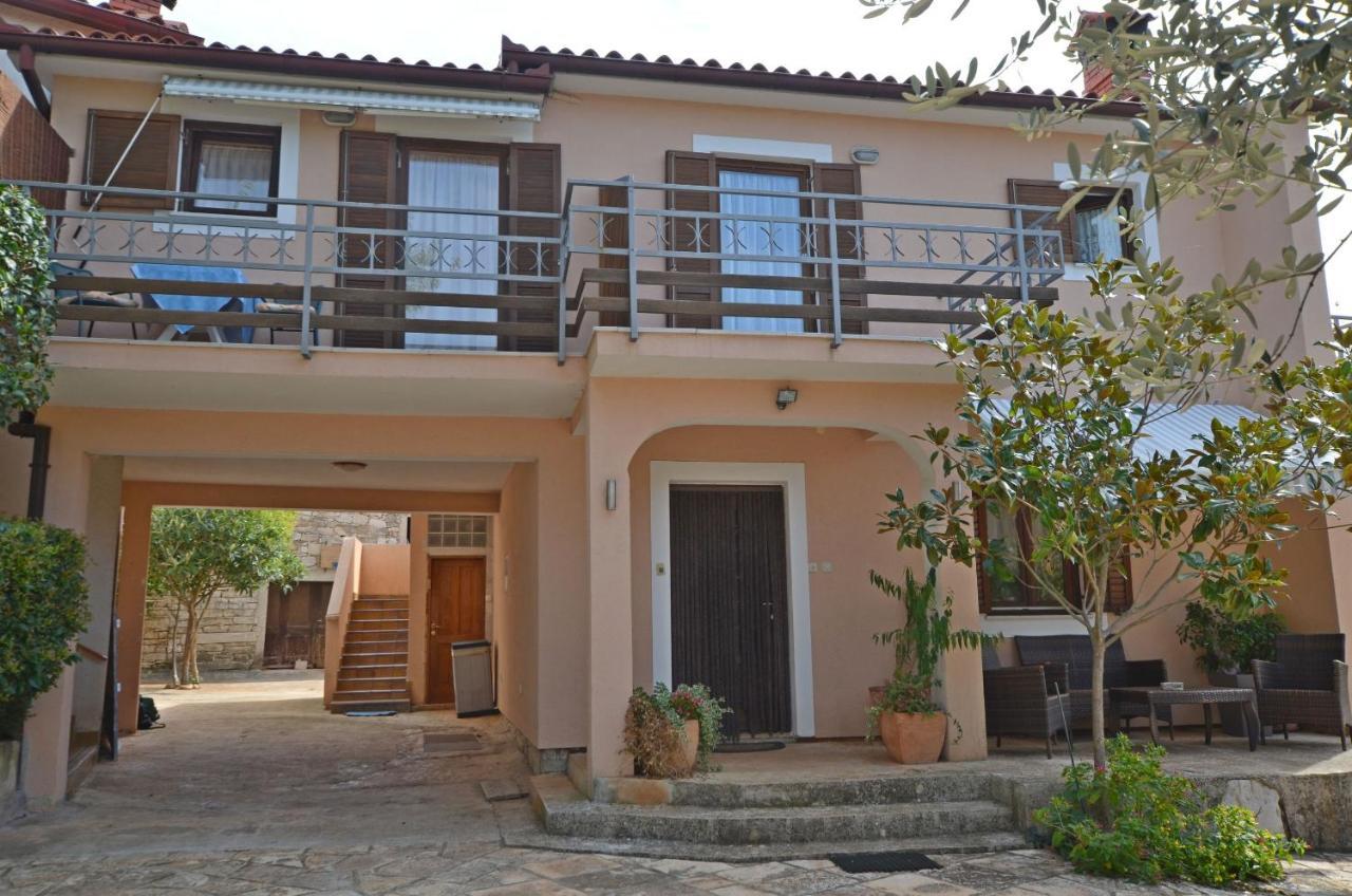 Apartments Josip Pavicini Esterno foto